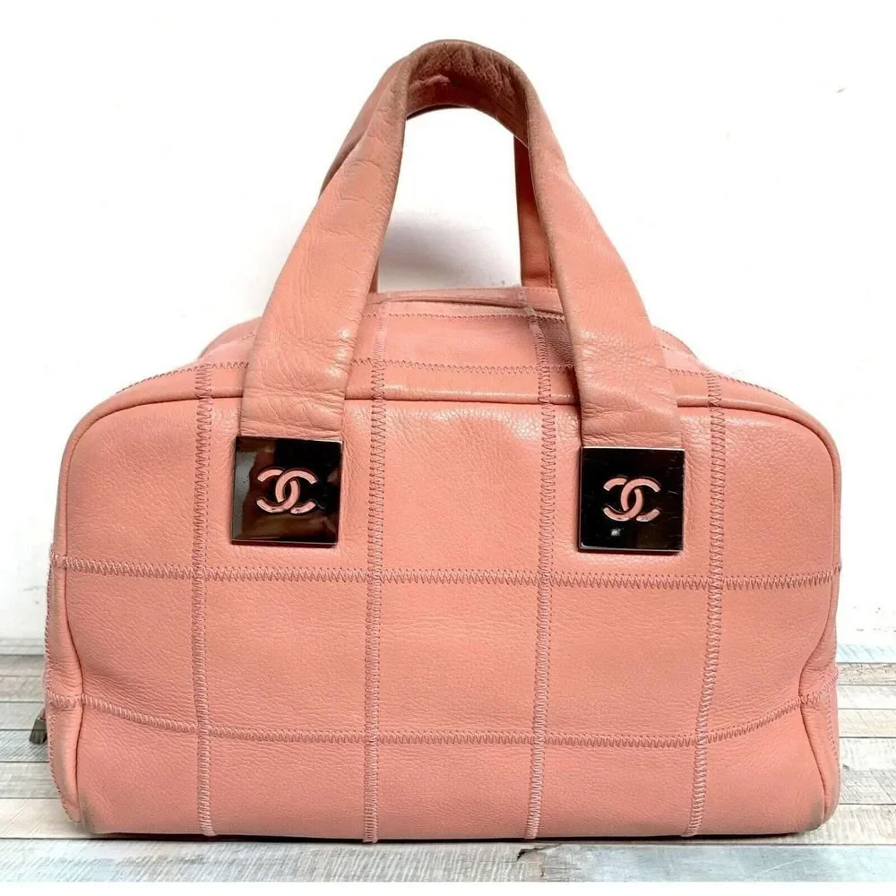 AUTHENTIC CHANEL CAVIAR PINK STITCH LEATHER MEDIUM ZIP TOP SQUARE PURSE HANDBAG